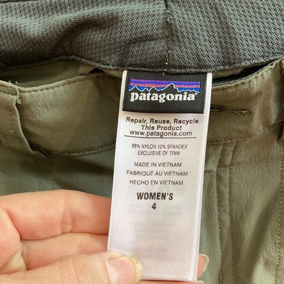 Patagonia Green Tribune Capri Pants Hiking Outdoor Crop Pants Size 4 - Picture 11 of 12